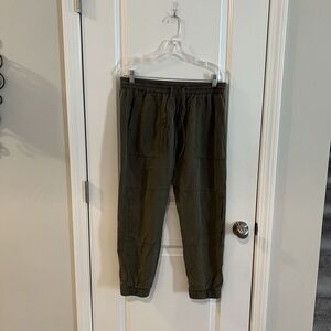 Gap Women’s Jogger Pants Medium Cargo